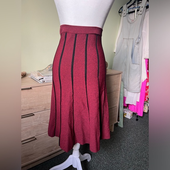 Maroon Black Pleated High-Waist Sweater Stretch Modest Midi Knee-Length Skirt S - Picture 3 of 16